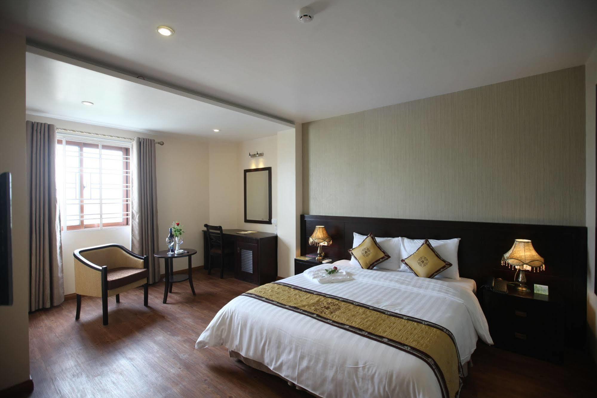 Lac Long Hotel Hajfong Zewnętrze zdjęcie